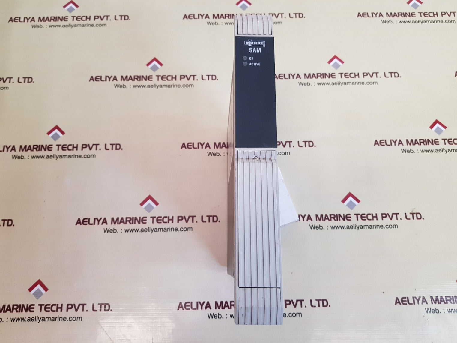 Moore sam 39samcan 16133-71/8 standard analog module 