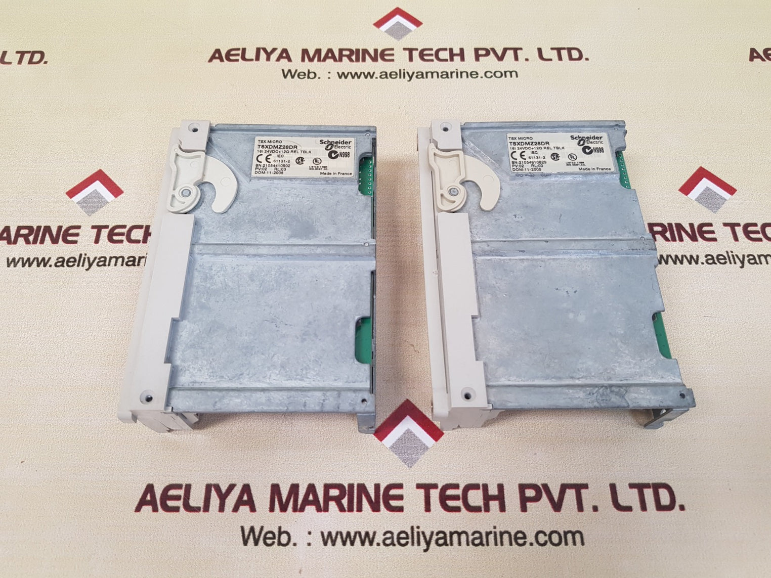 Schneider electric tsxdmz28dr plc module 