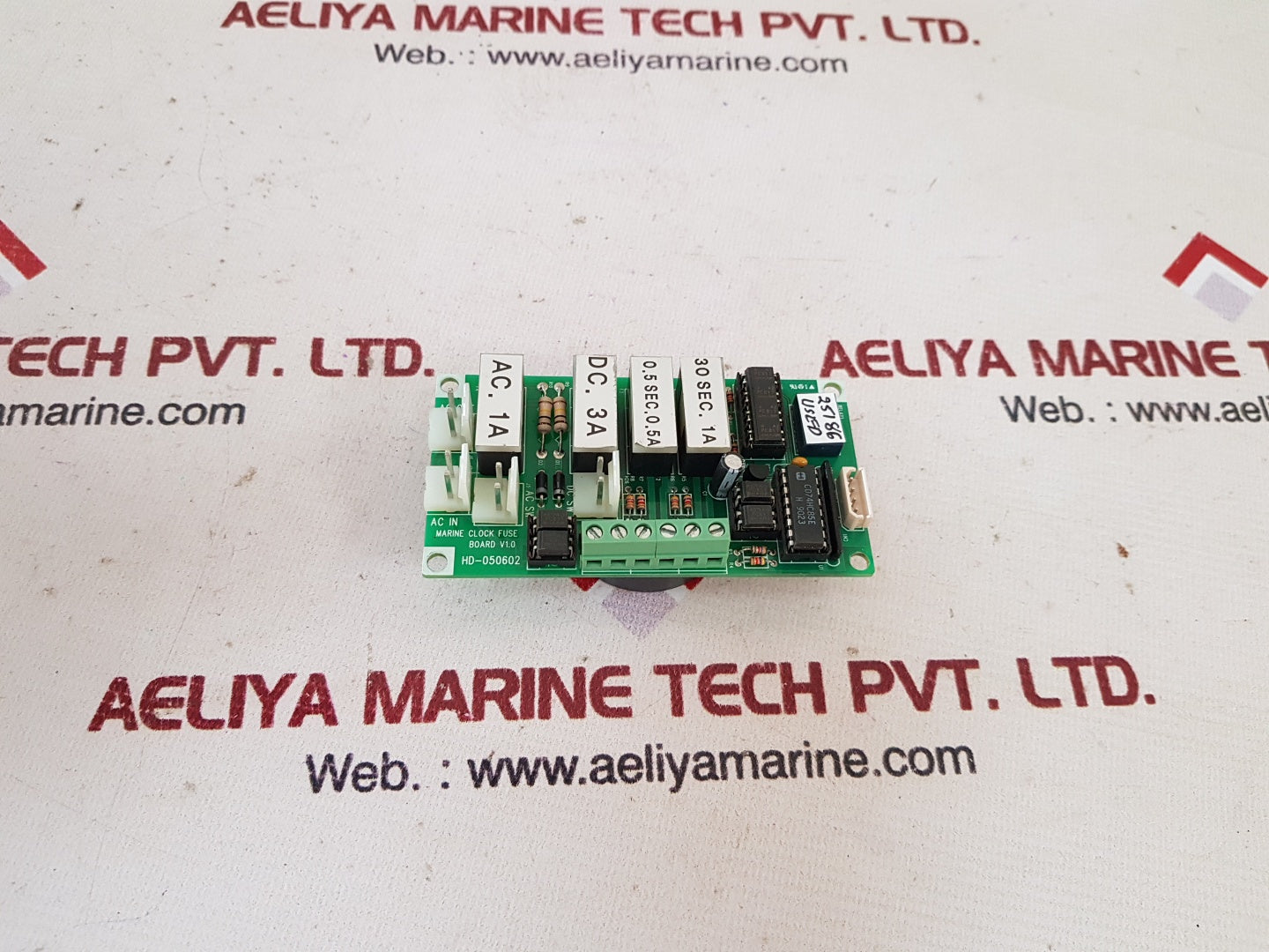Hd-050602 marine clock fuse board v1.0