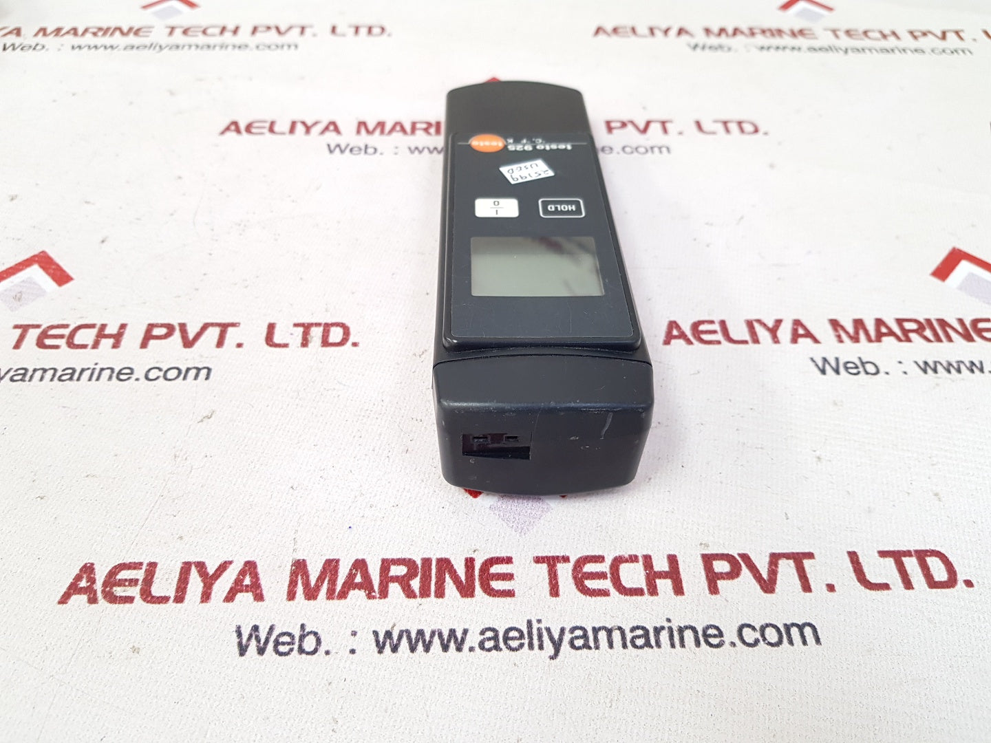 Testo 925 digital thermometer