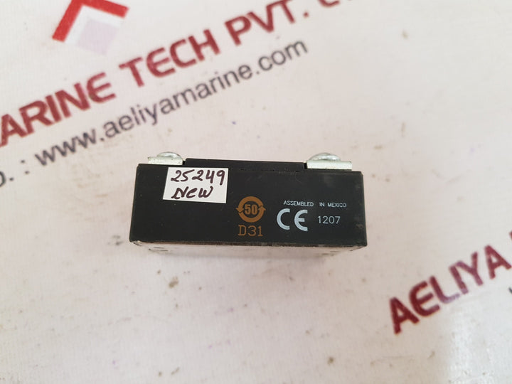 Crydom d2450 solid-state relay
