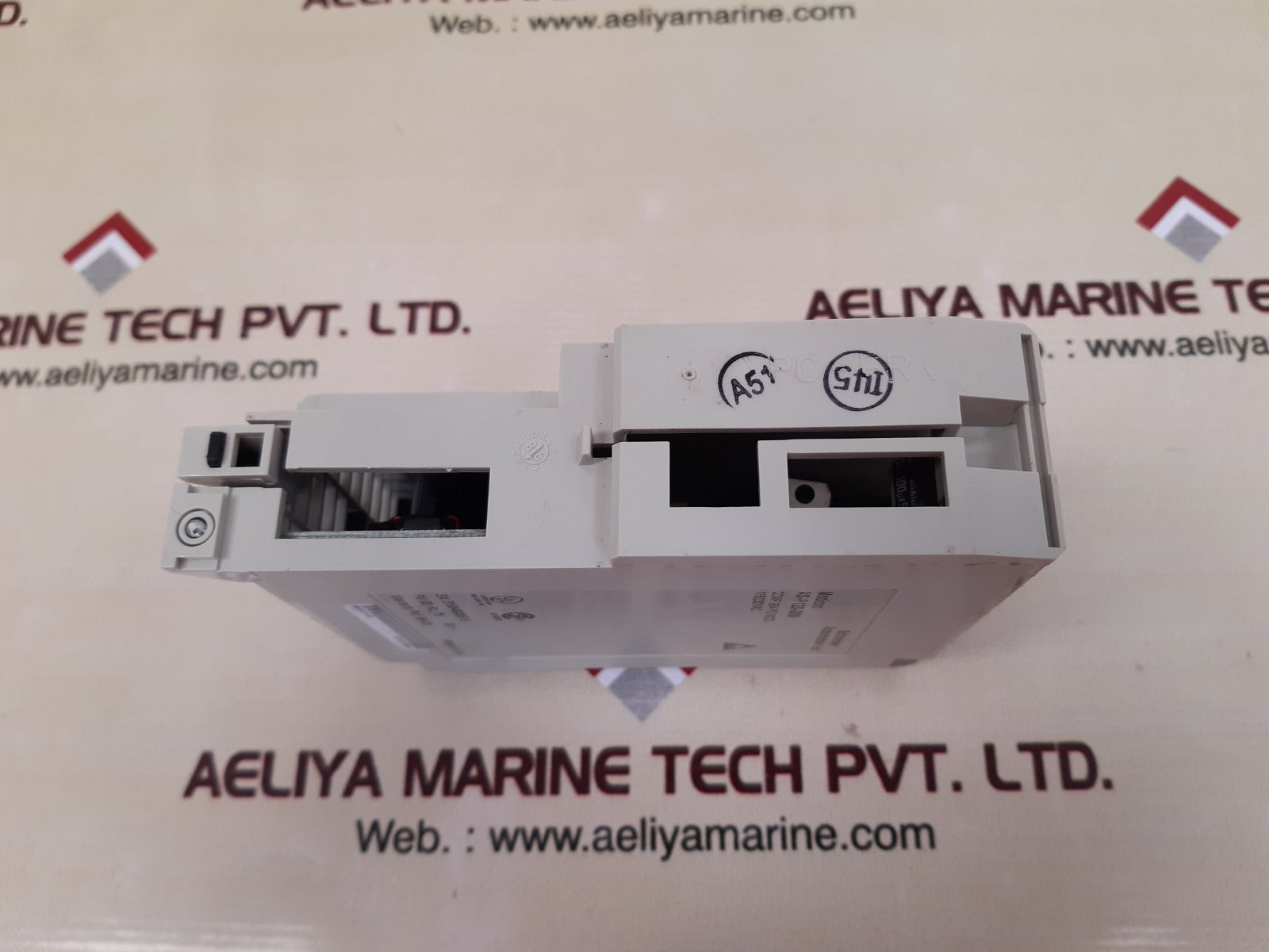 Schneider as-p120-000 power supply module 