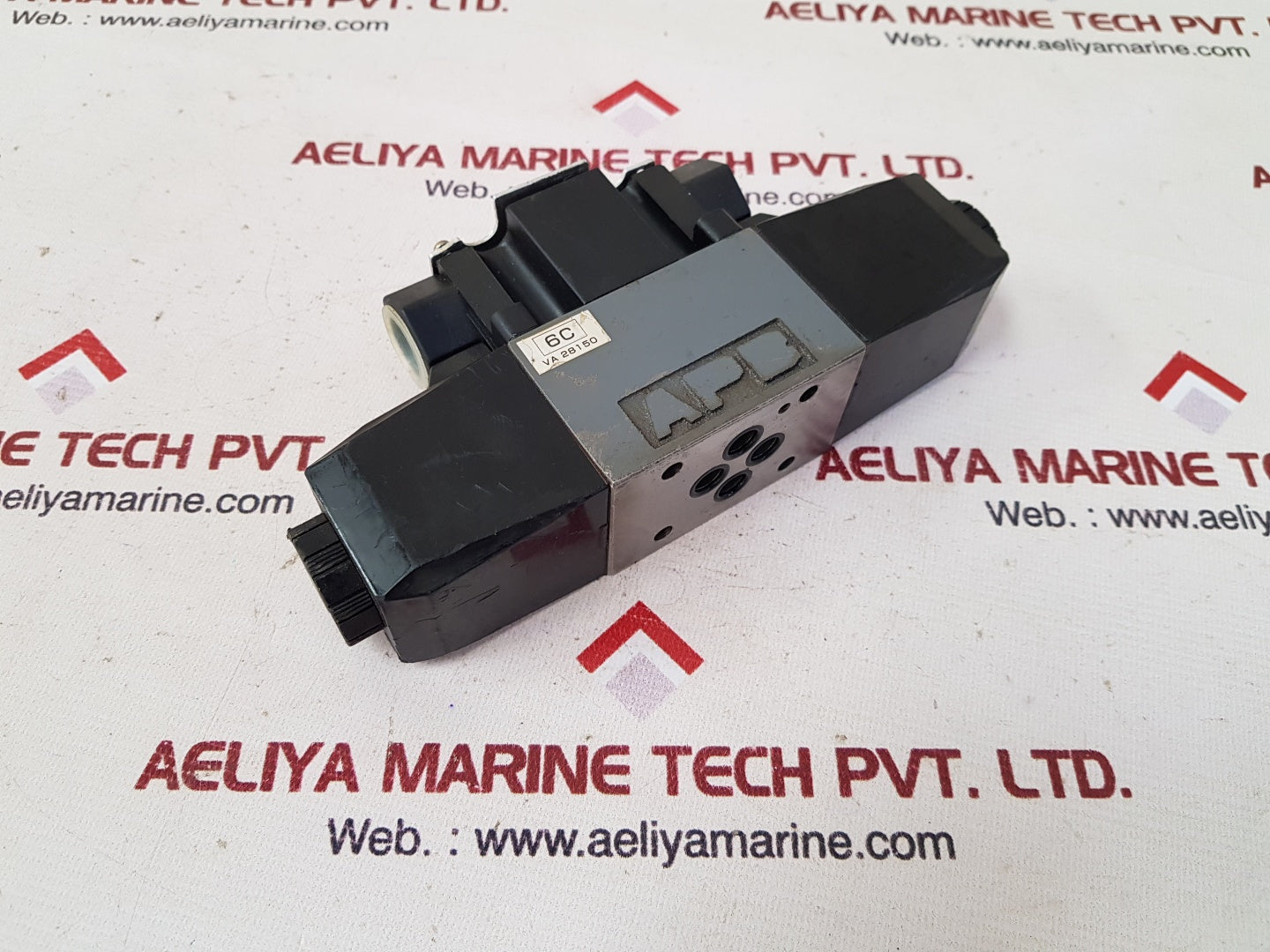 Tokimec dg4v-3-6c-m-p2-t-7-50 directional control valve 50/60hz