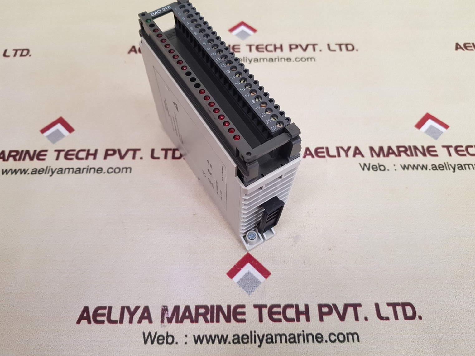 Schneider as-bdao-216 output module