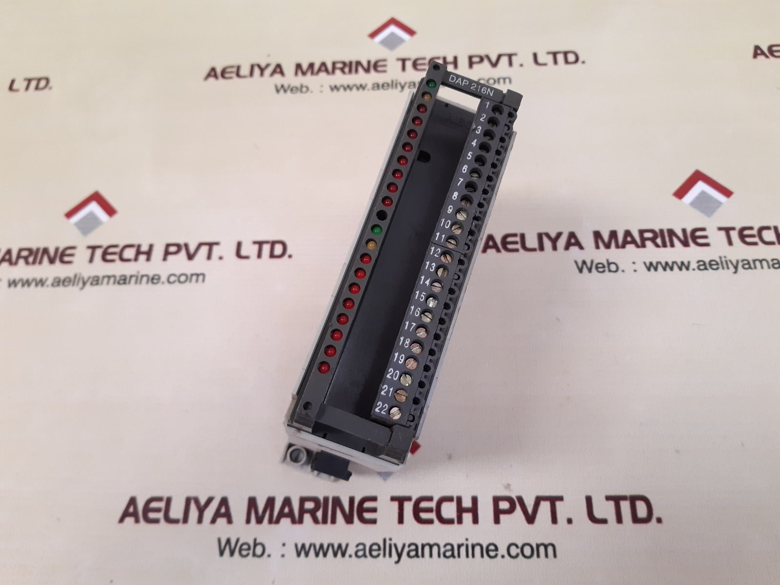 Schneider dap216n/as-bdap-216n tsx compact output module