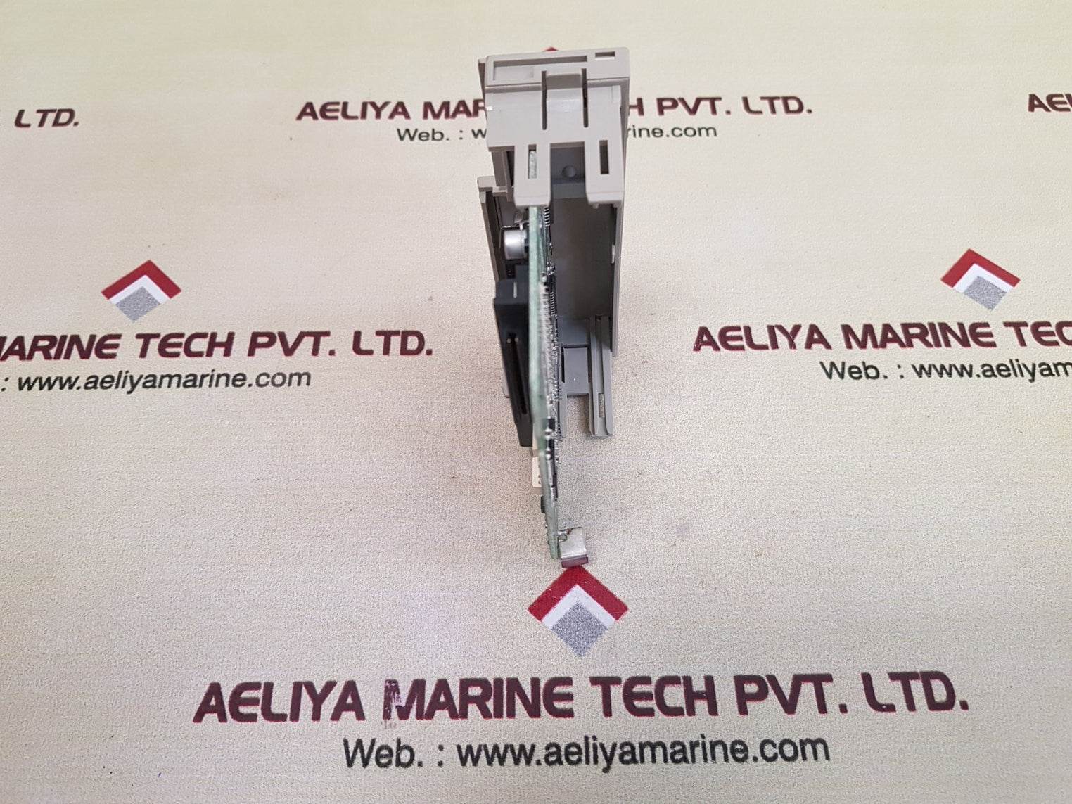 Omron c200hw-com06-ev1 interface module