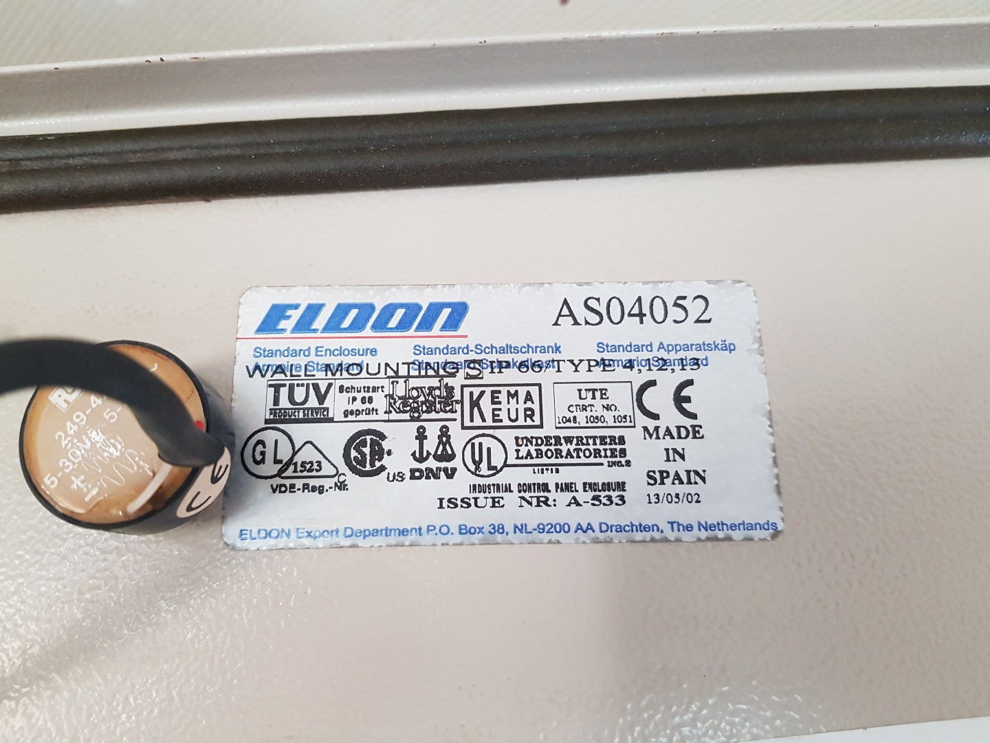 Blom maritime position monitoring system