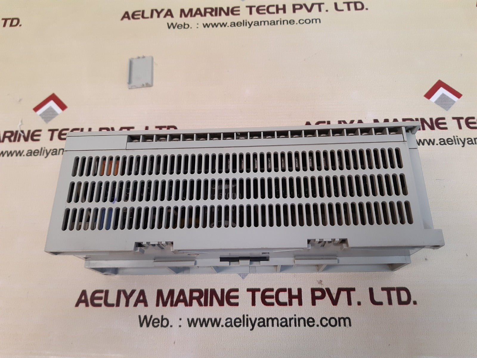 Allen-bradley 1761-l32bwa ser.e micrologix 1000 controller 