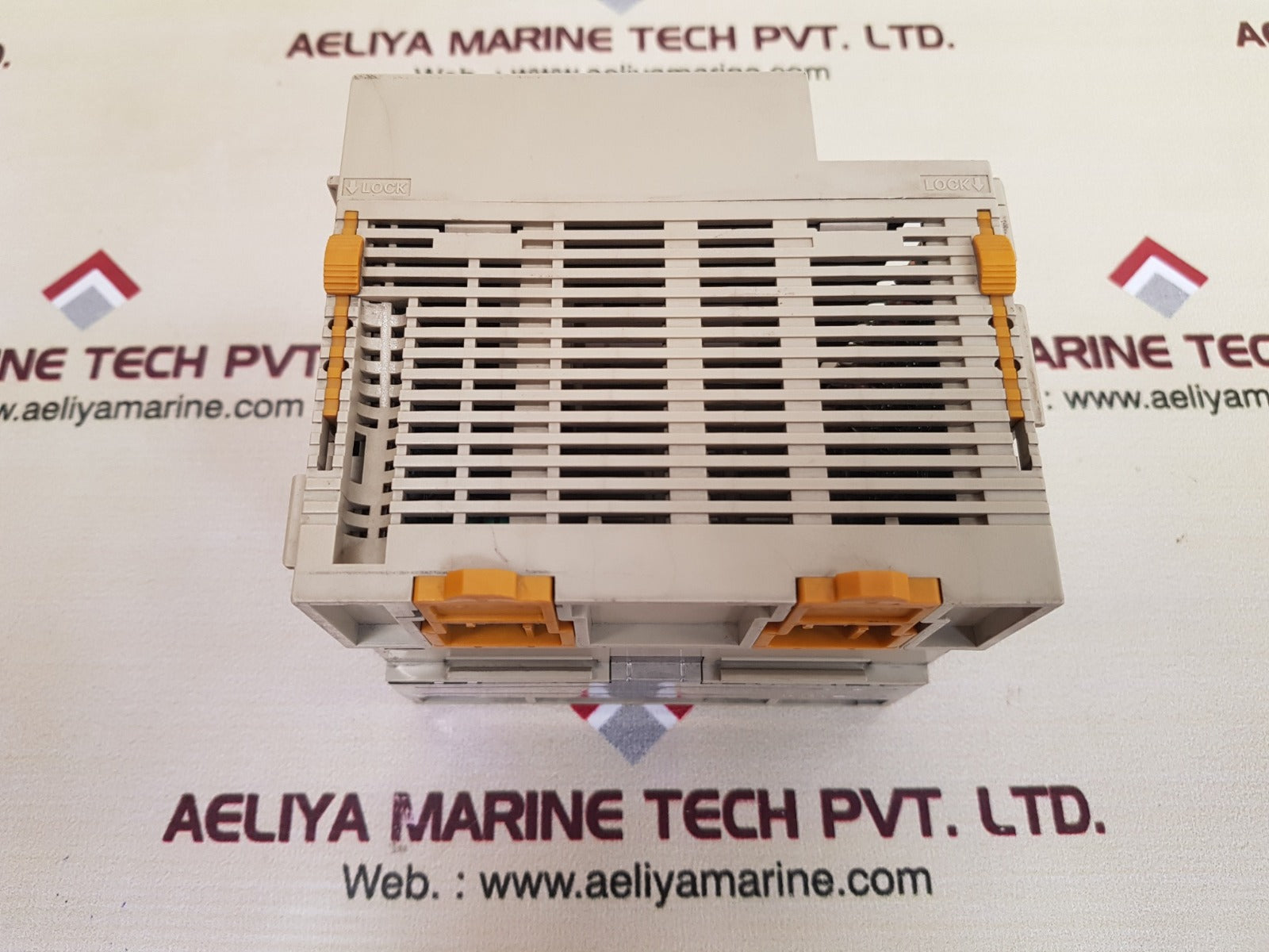 Omron cqm1-cpu11 programmable controller