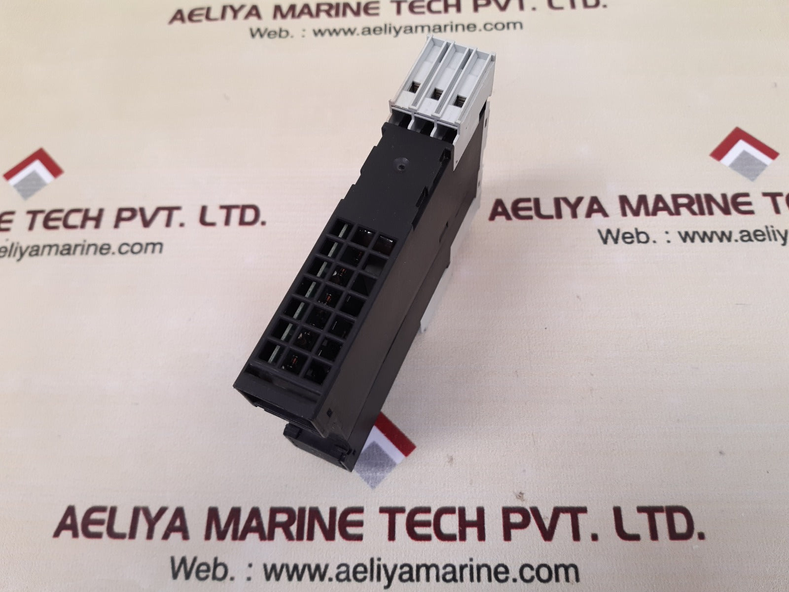 Siemens simocode pro 3uf7300-1au00-0 digital module 
