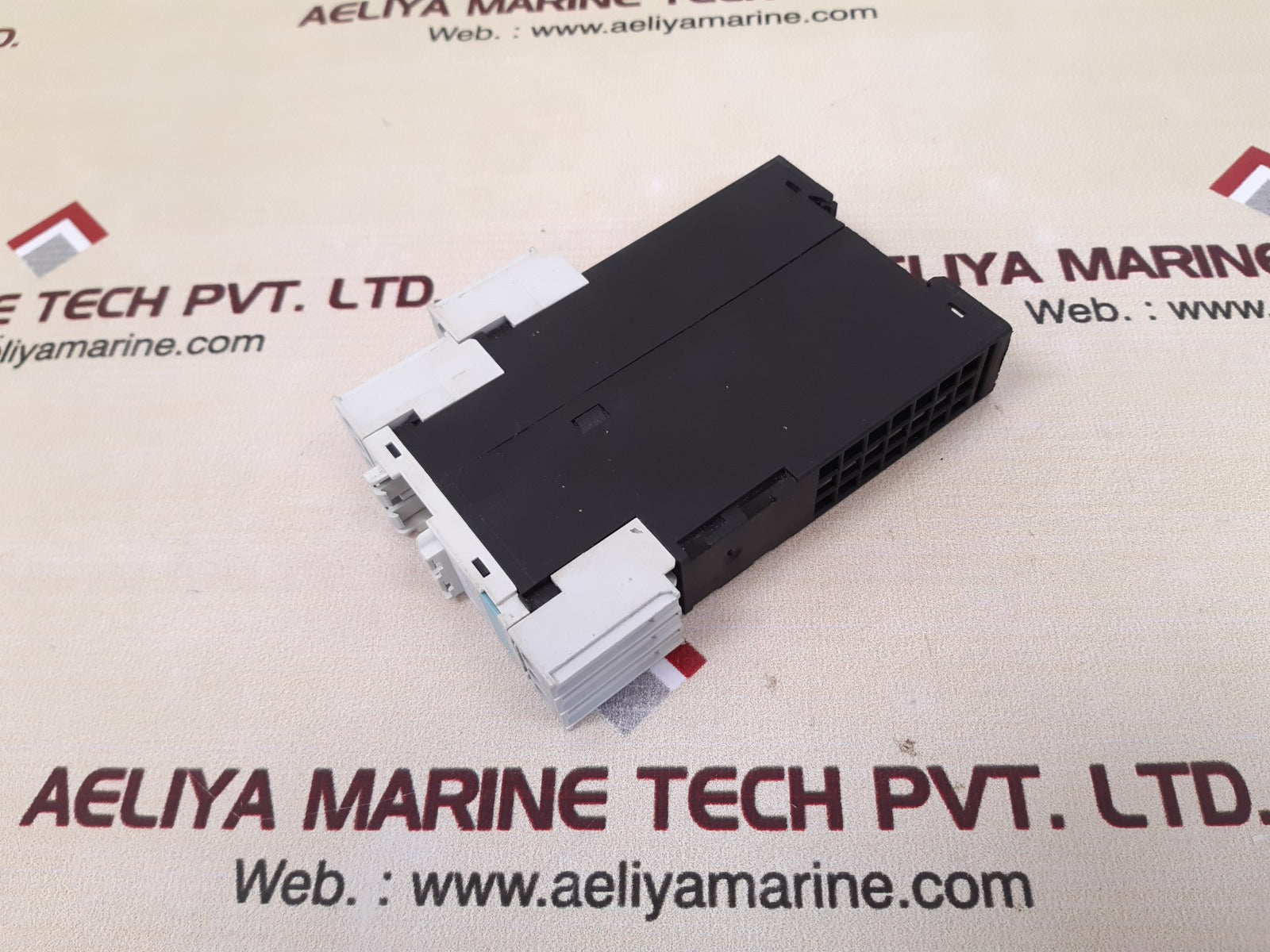 Siemens simocode pro 3uf7300-1au00-0 digital module 