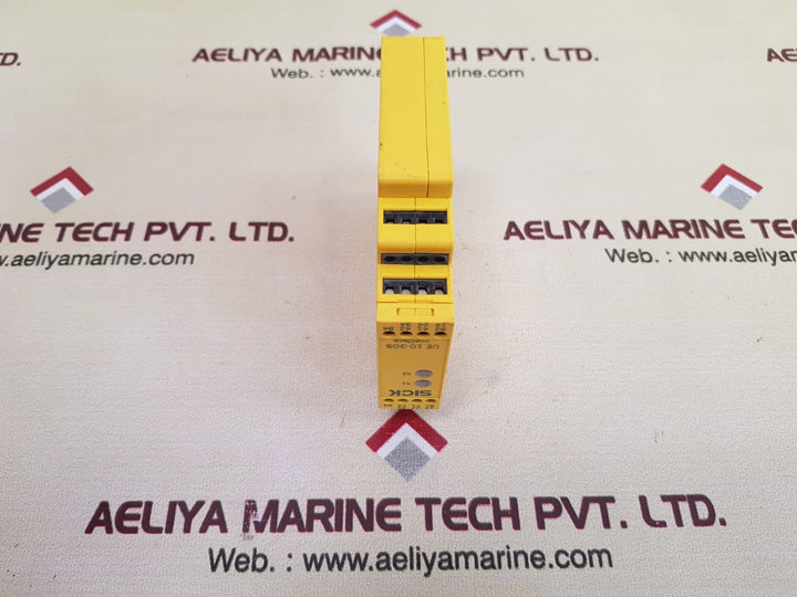 Sick ue 10-30s2d0 safety relay