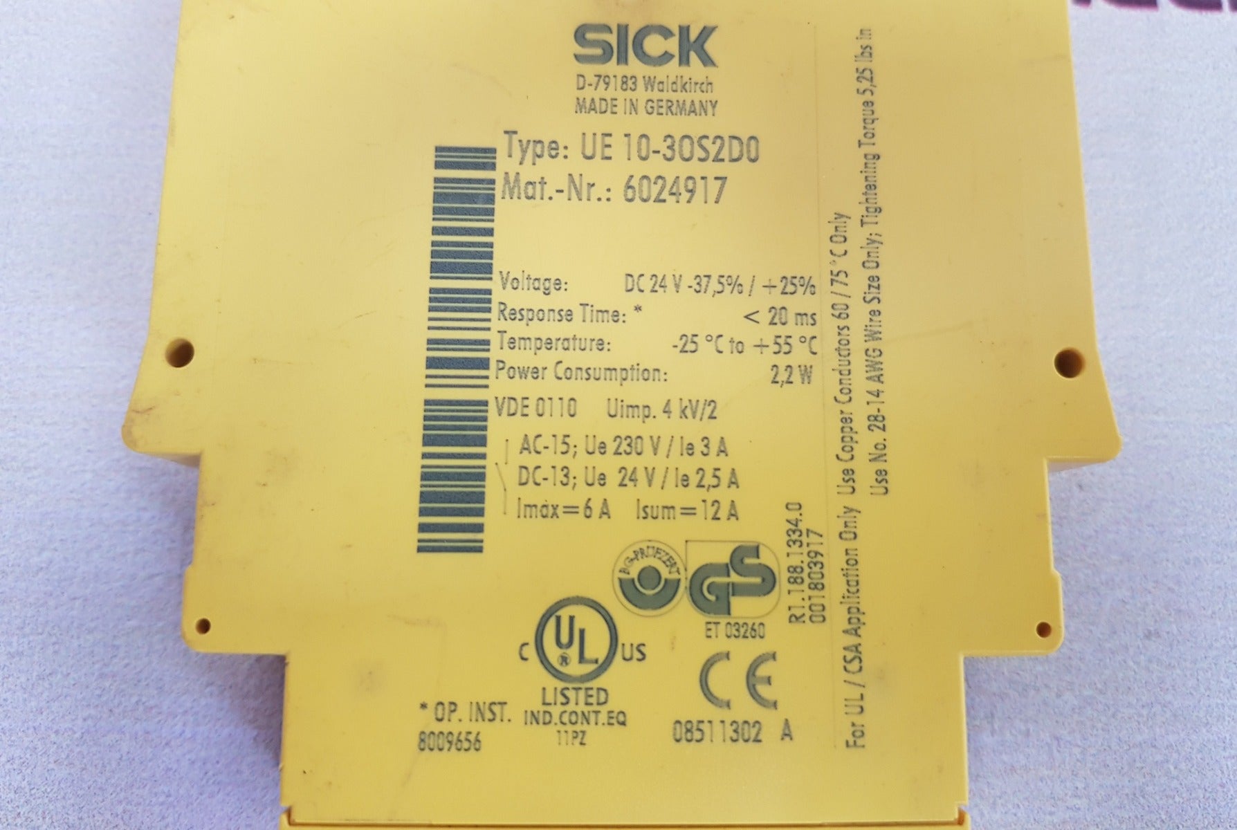Sick ue 10-30s2d0 safety relay