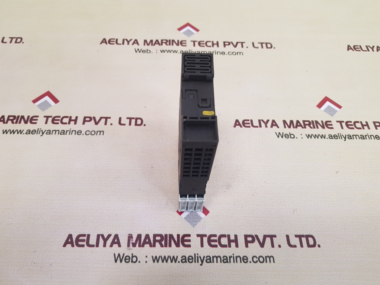 Siemens 3uf7310-1au00-0 digital module 110-240v
