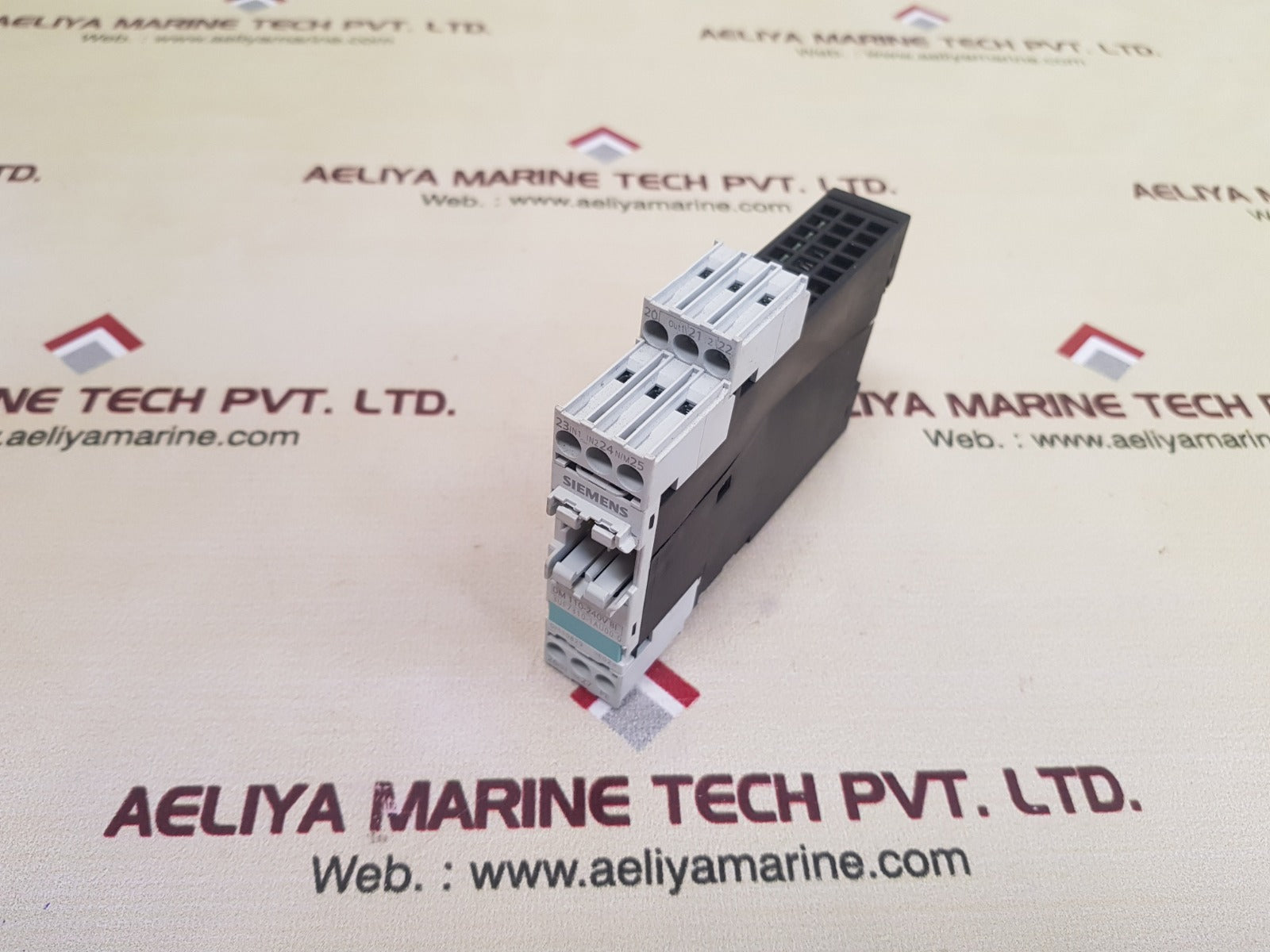 Siemens 3uf7310-1au00-0 digital module 110-240v