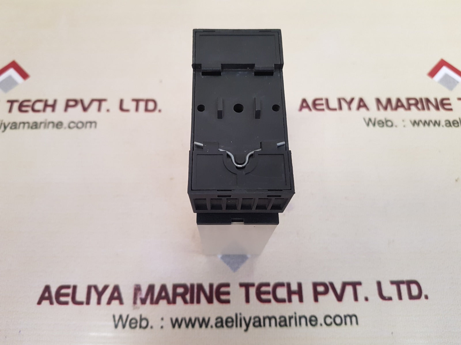 Carlo gavazzi sm 170440 3-phase sequence voltage relay