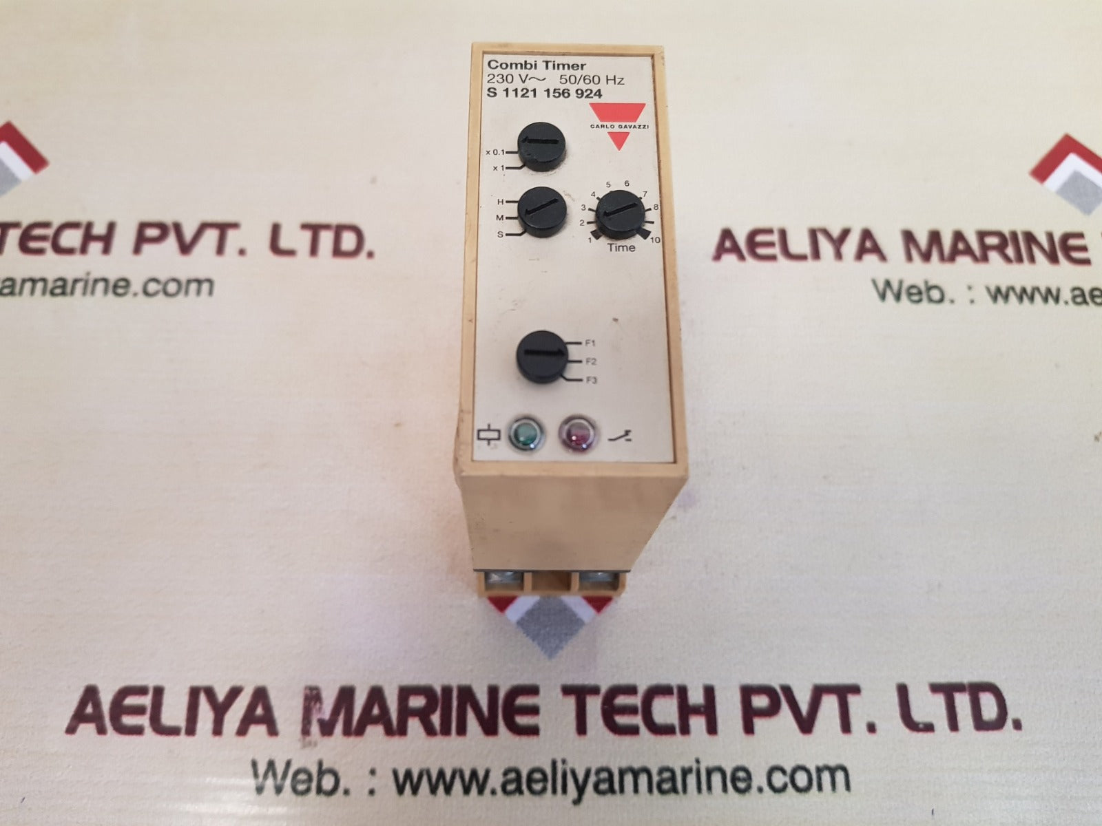 Carlo gavazzi s 1121 156 924 combi timer with base