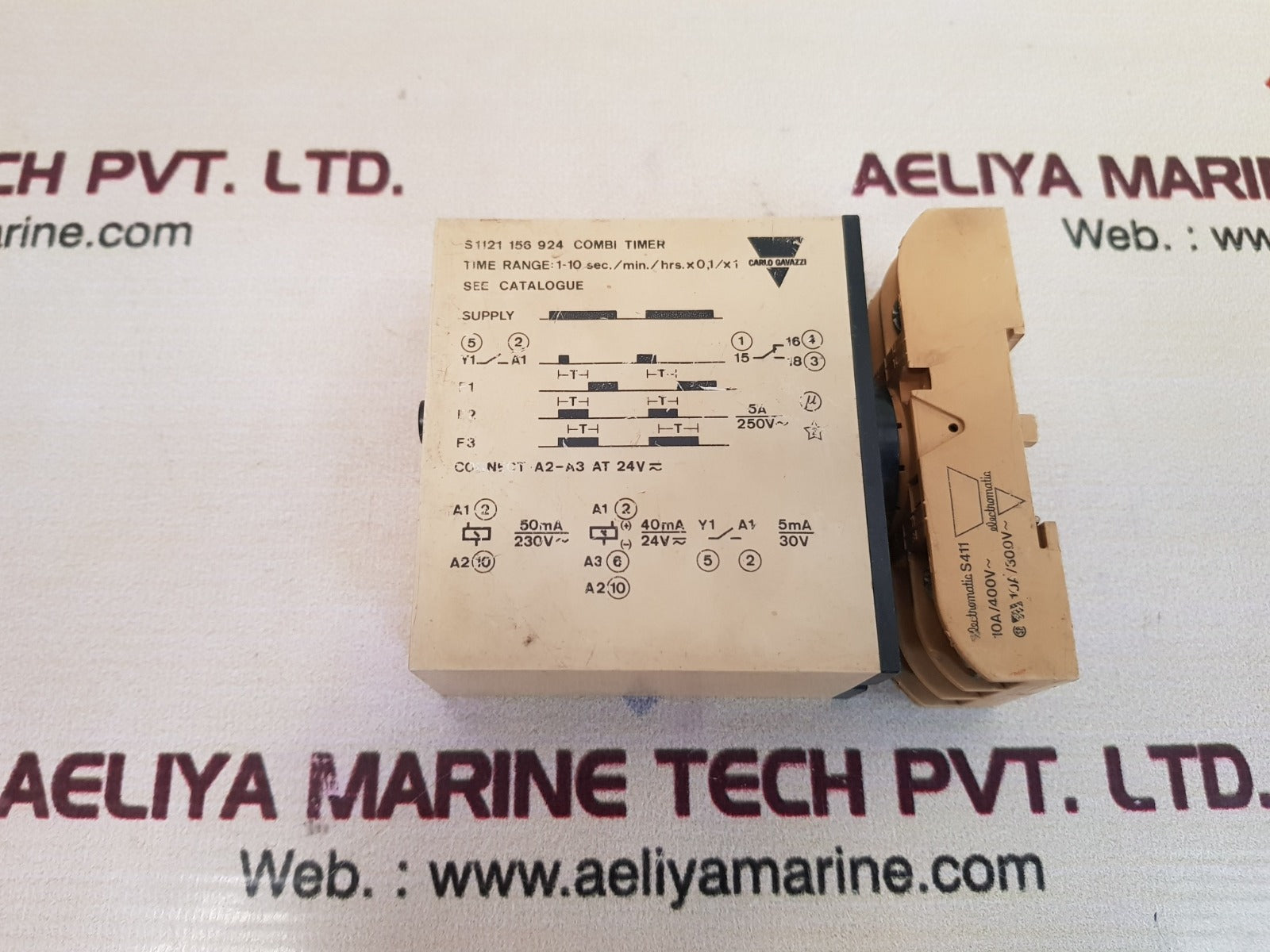 Carlo gavazzi s 1121 156 924 combi timer with base