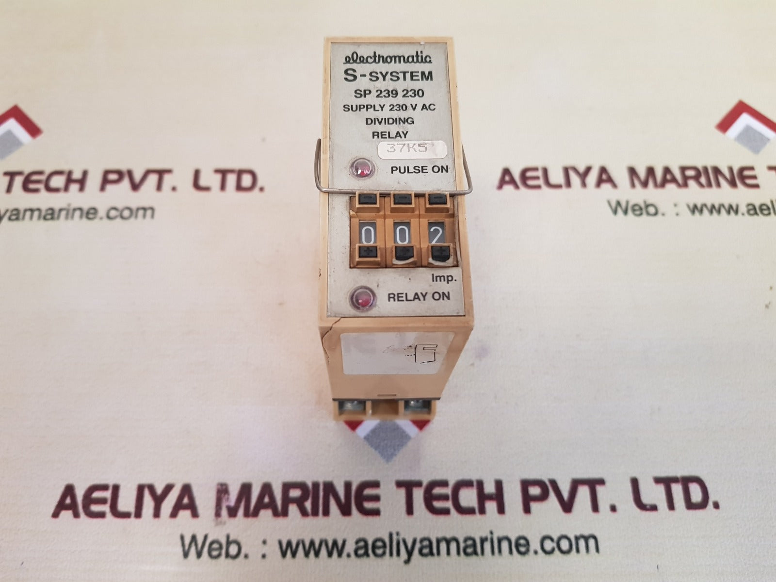 Electromatic s-system sp 239 230 dividing relay