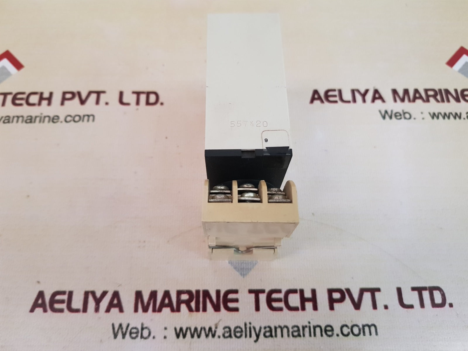 Electromatic s-system sm 170 440 3-phase sequence voltage relay with base