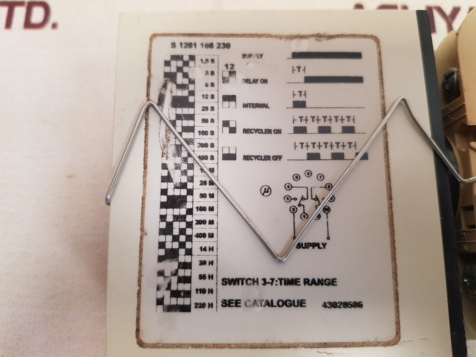 Carlo gavazzi s 1201 166 230 combi timer automatic start