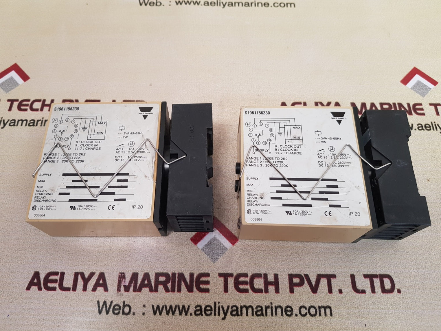 Carlo gavazzi s 1961 156 230 dual level relay