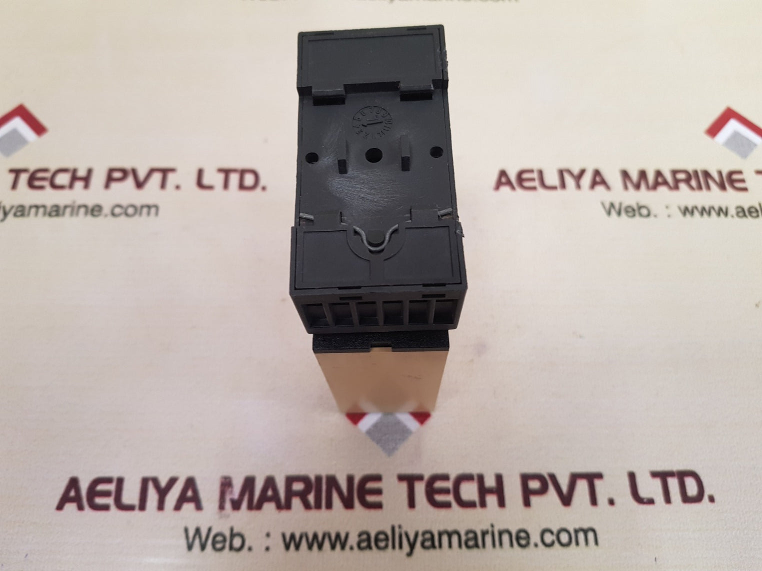 Carlo gavazzi s 1961 156 230 dual level relay