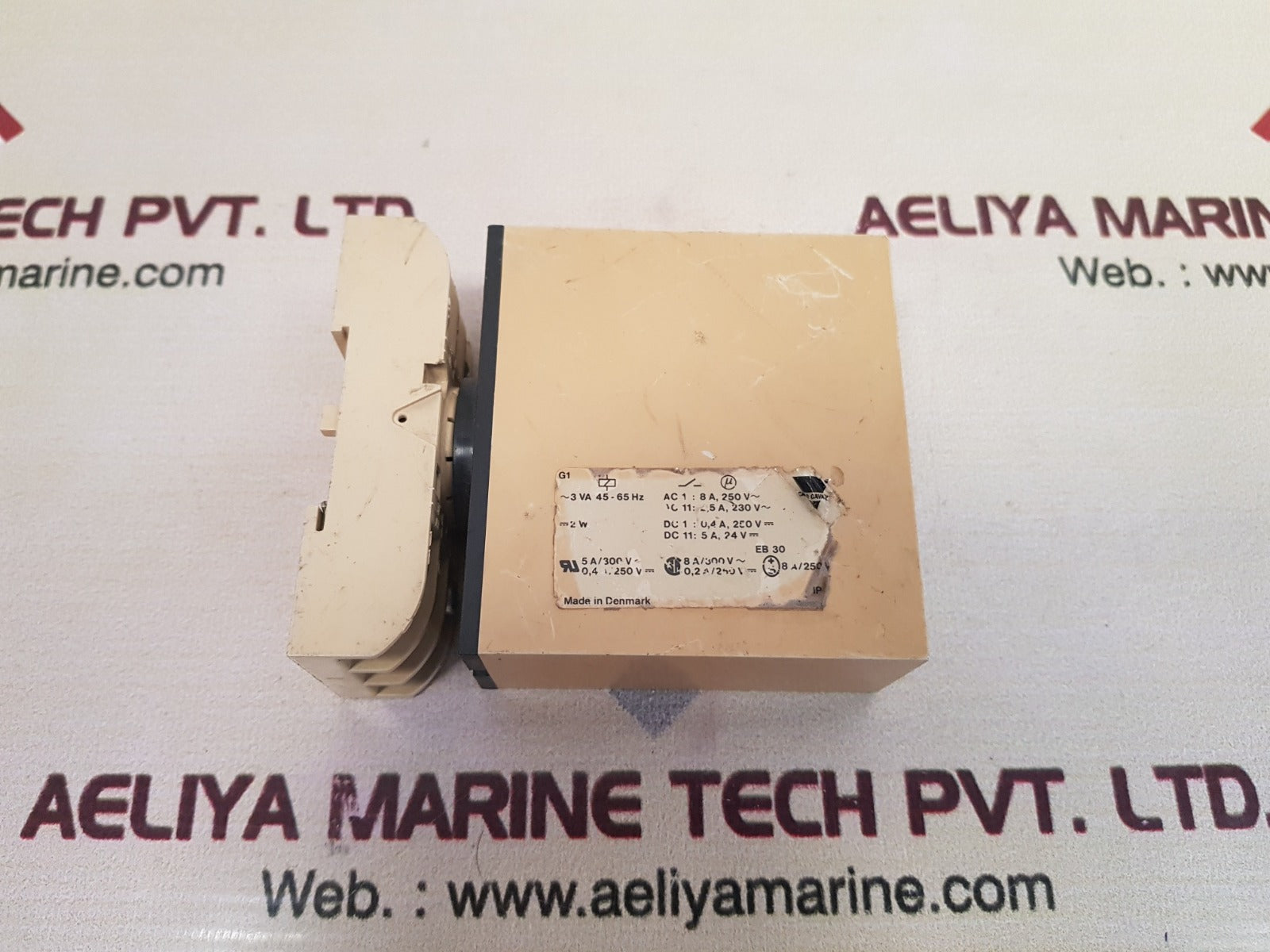 Carlo gavazzi s 110 166 724 combi timer automatic start with base