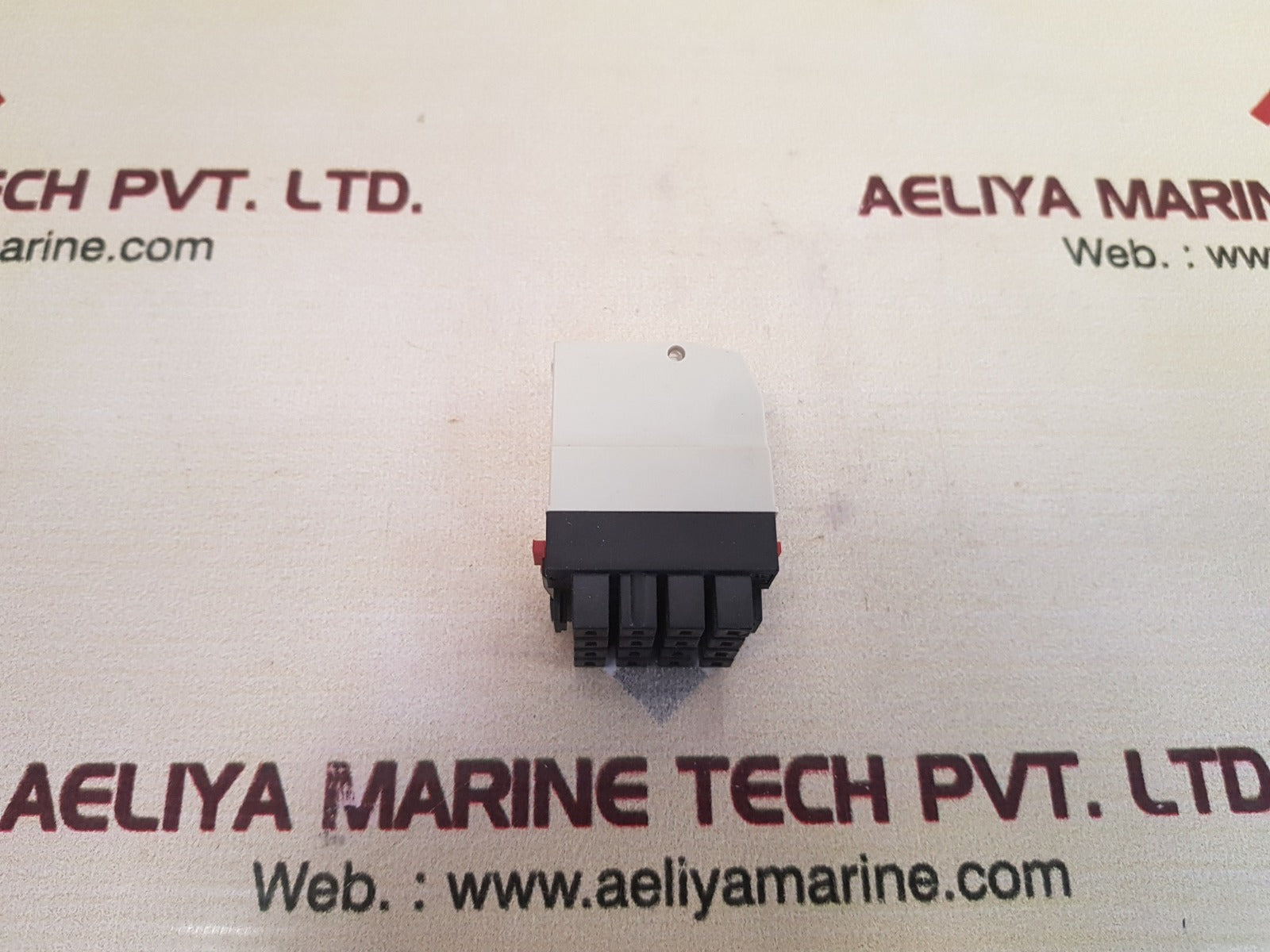 Telemecanique rhn416gp inst-relay
