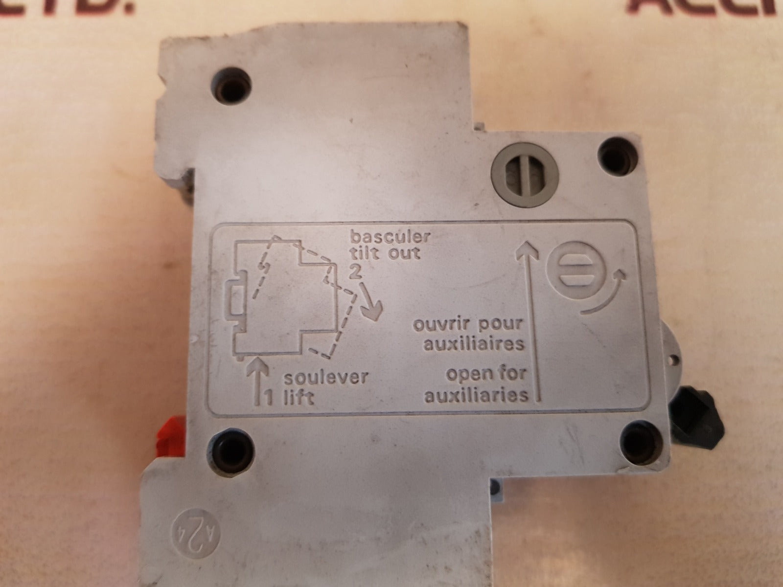 Merlin gerin multi9 c32n 2-pole circuit breaker