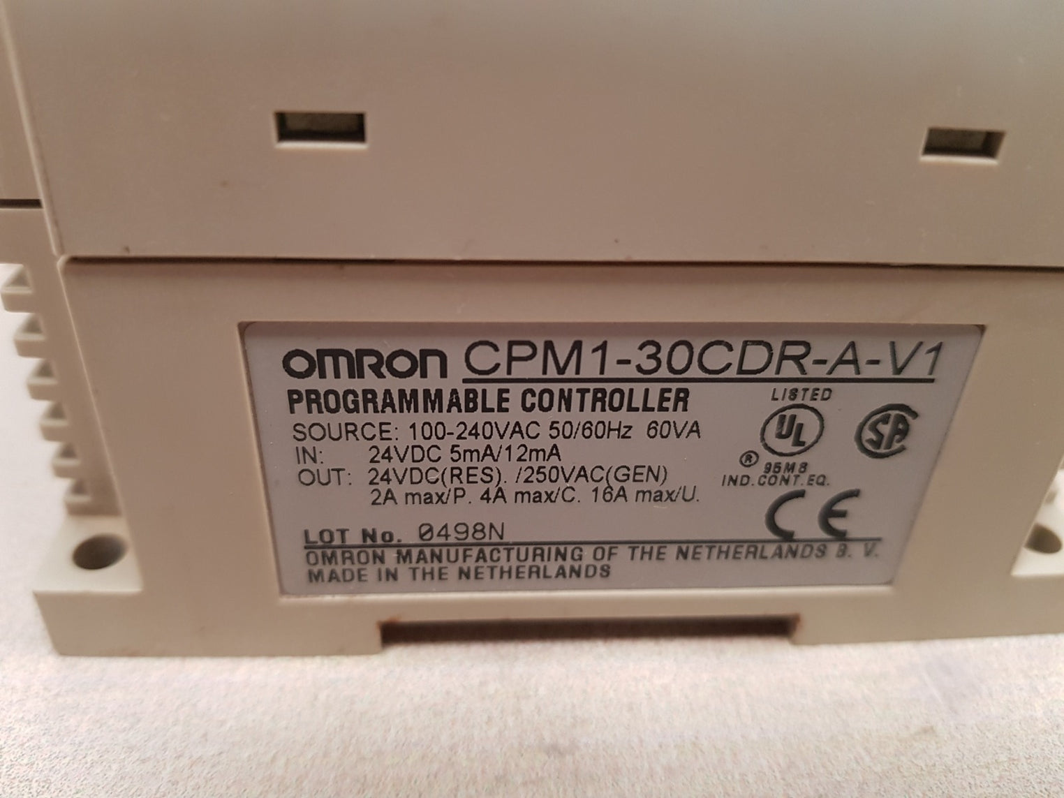 Omron sysmac cpm1-30cdr-a-v1 programmable controller