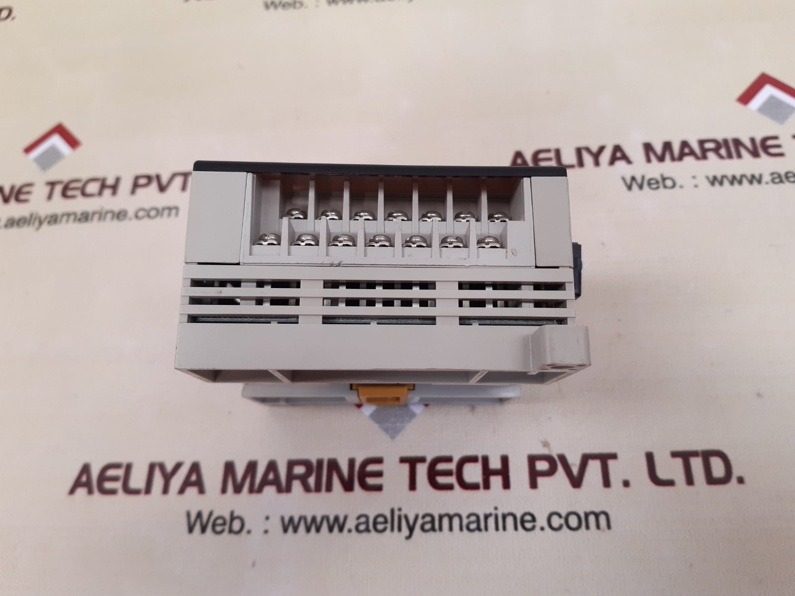 Omron cpm1a-20edr1 in/out unit