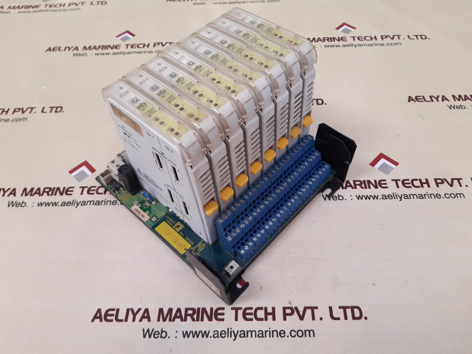 Elcon hid 2072 2 channel rtd/pot converter 250 v