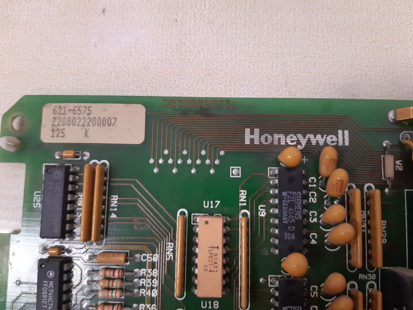 Honeywell 621-6575 output module d030009073j