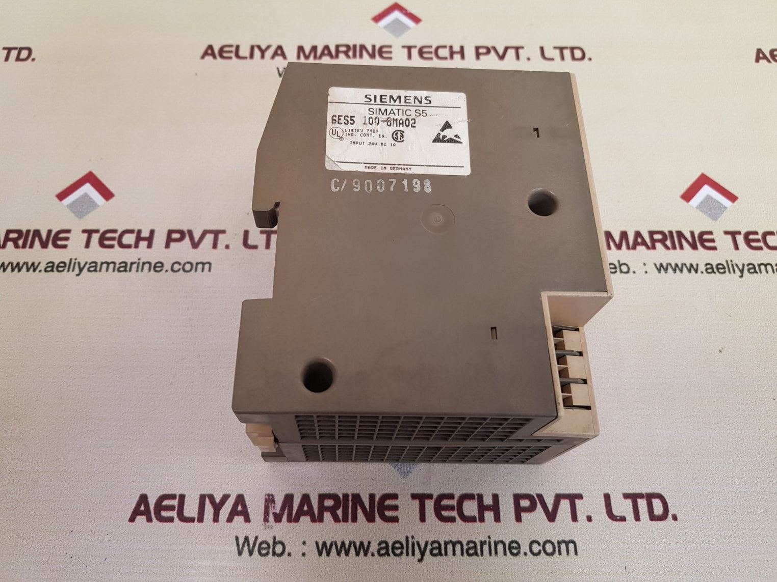 Siemens simatic s5-100u 6es5 100-8ma02 plc unit