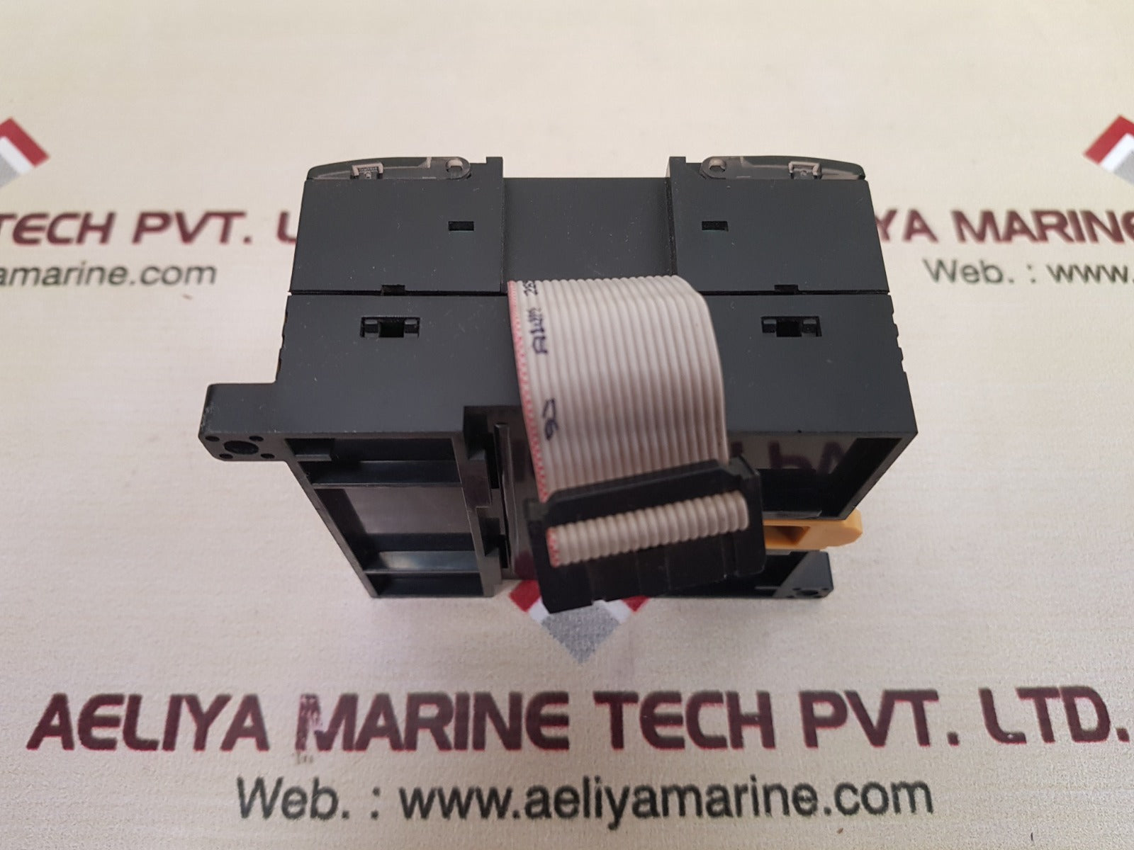 Omron cp1w-mad11 a/d d/a unit 