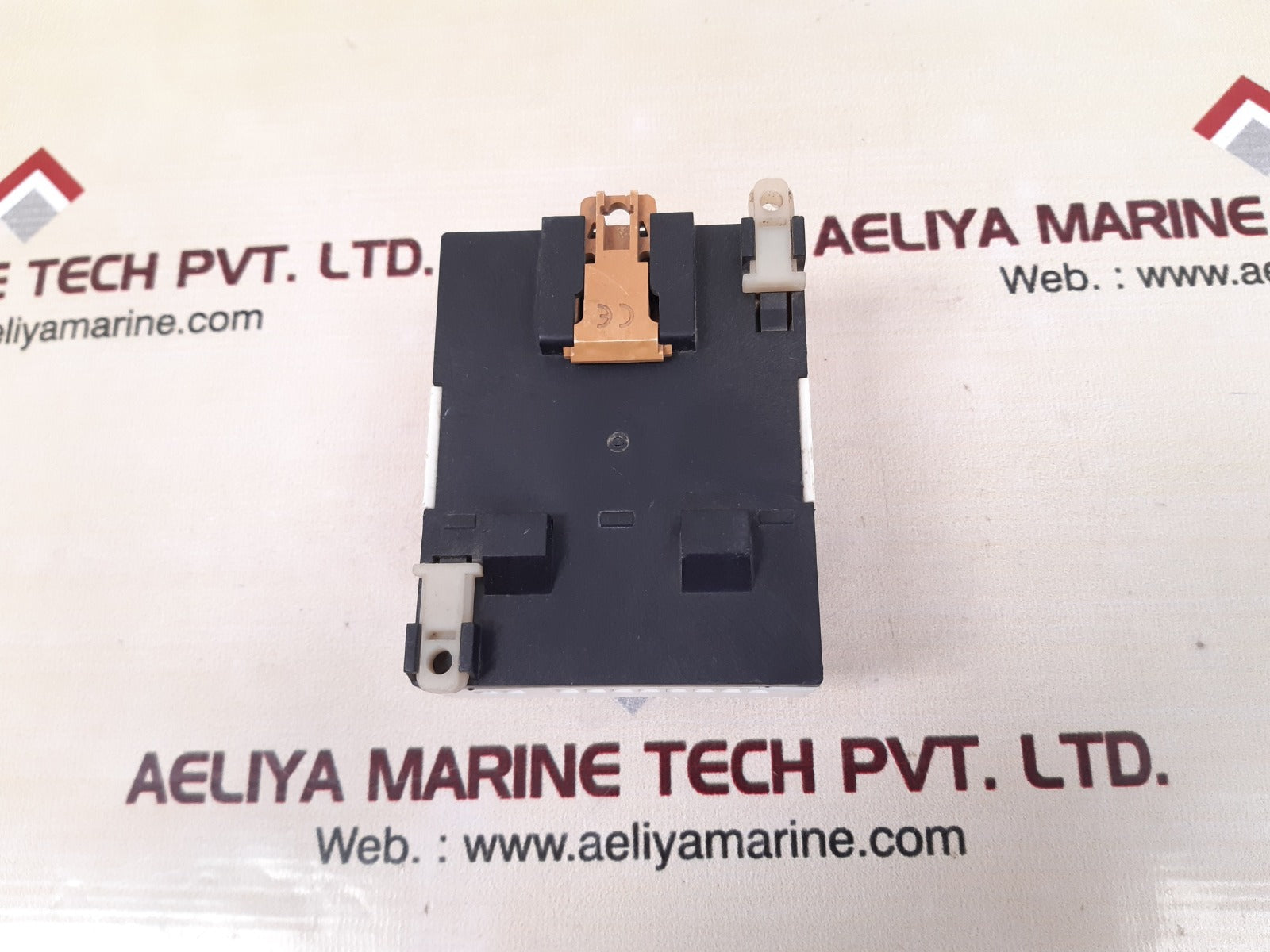 Telemecanique sr1 e121bd logic compact module