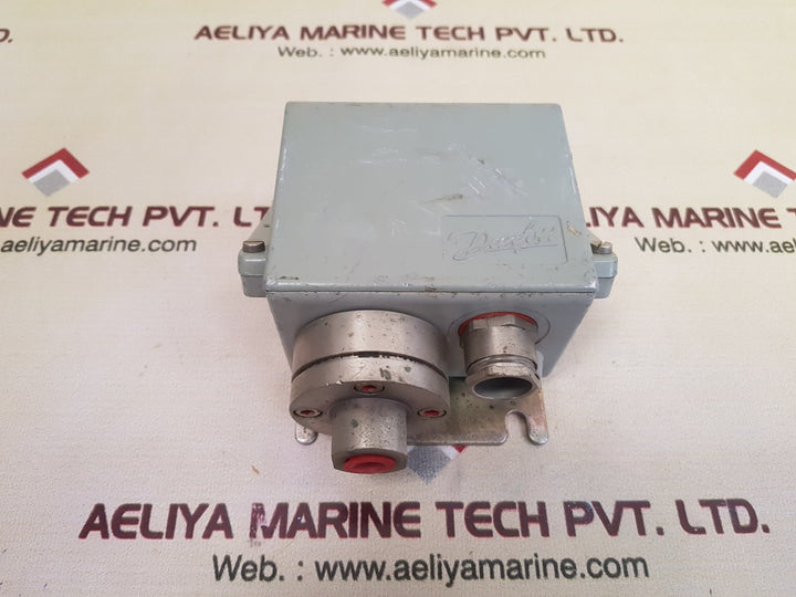Danfoss kps43 060-3120 pressure control switch ip 67