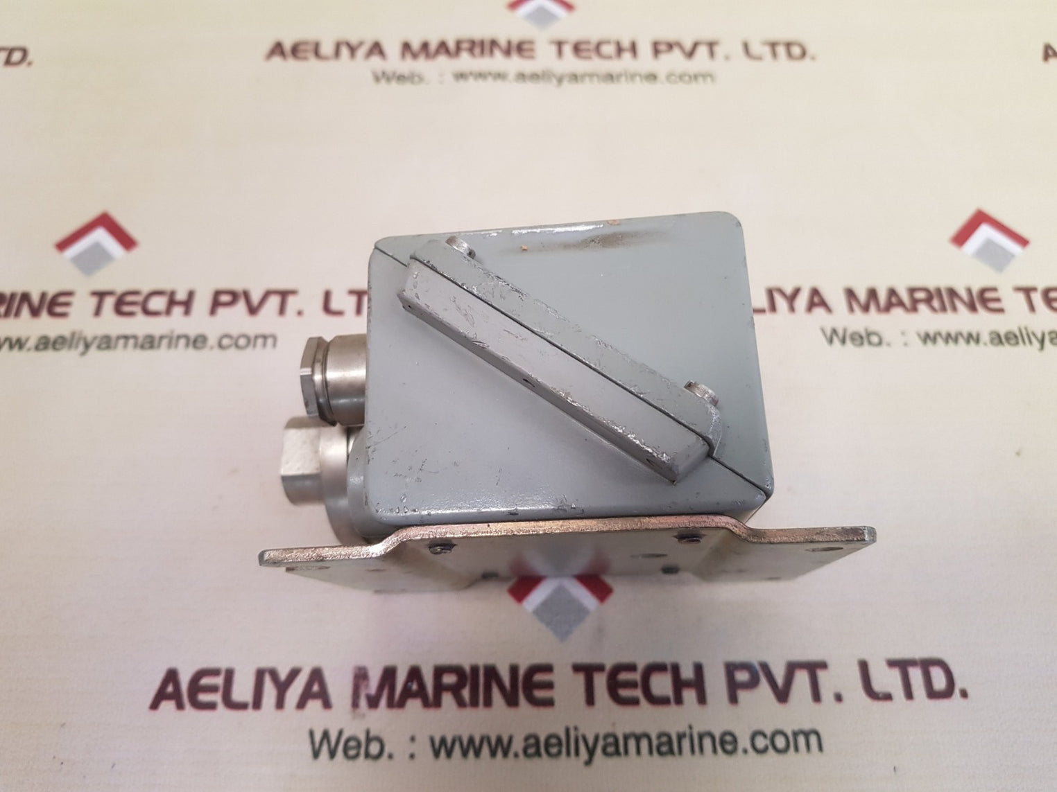 Danfoss kps43 060-3120 pressure control switch ip 67
