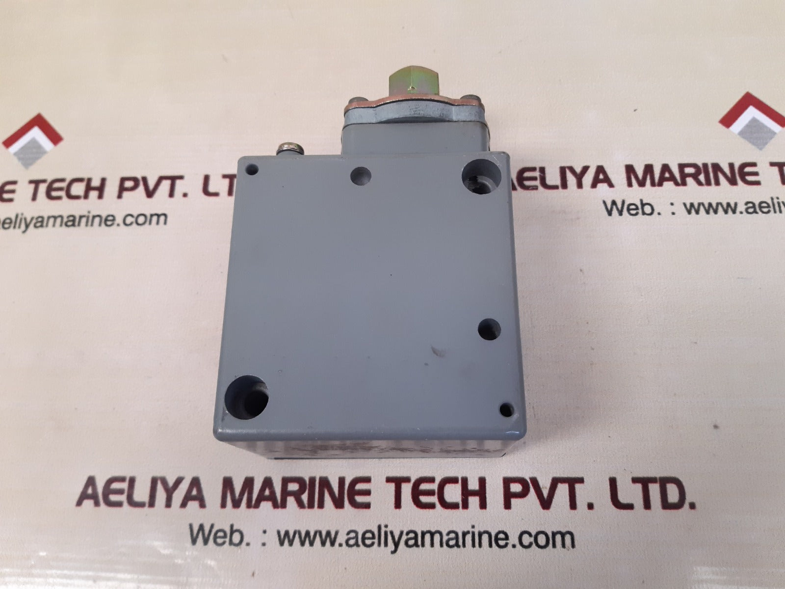 Square d 9012 gaw-4 ser.c pressure switch