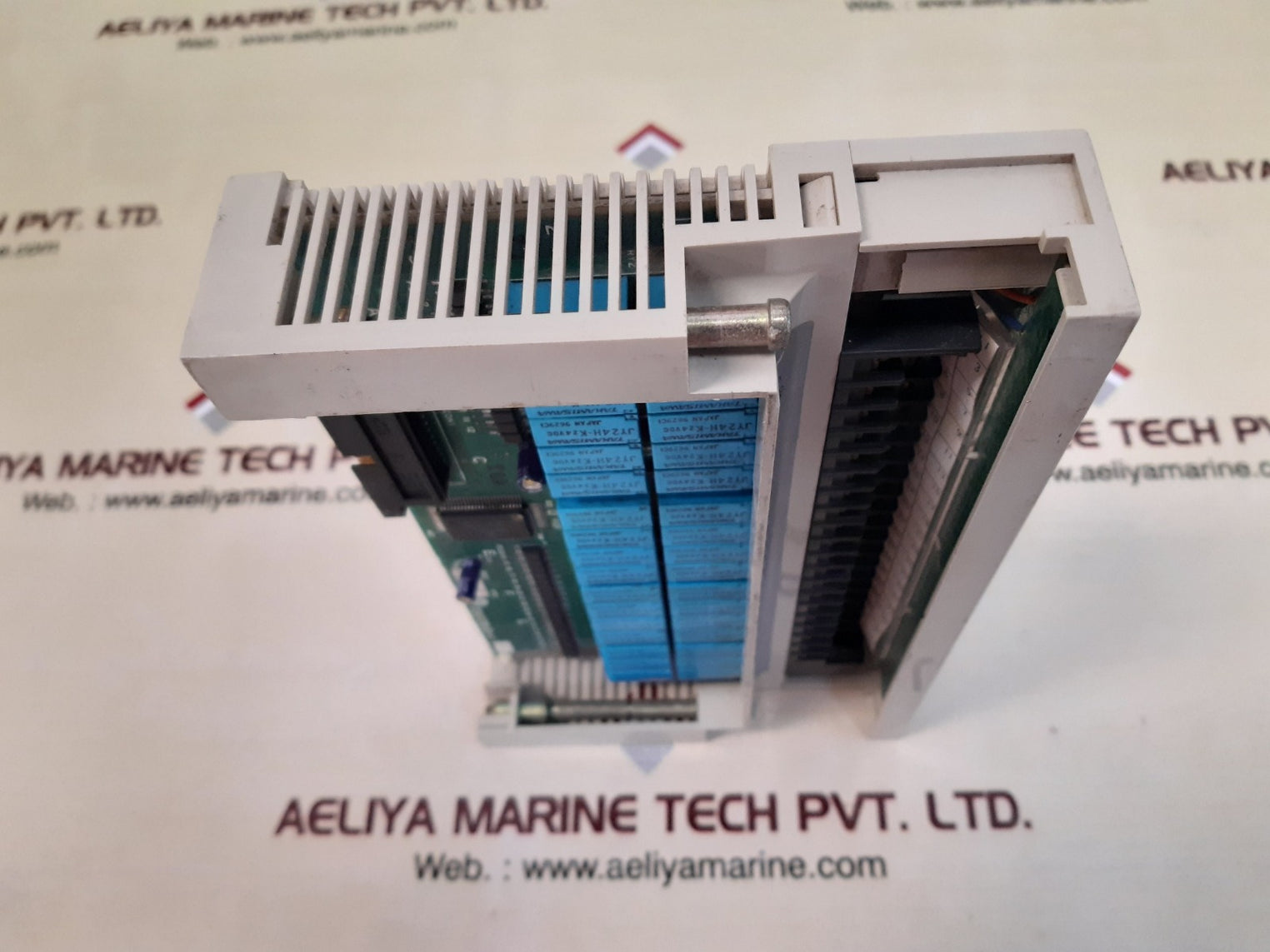 Hitachi yry 20bh output module
