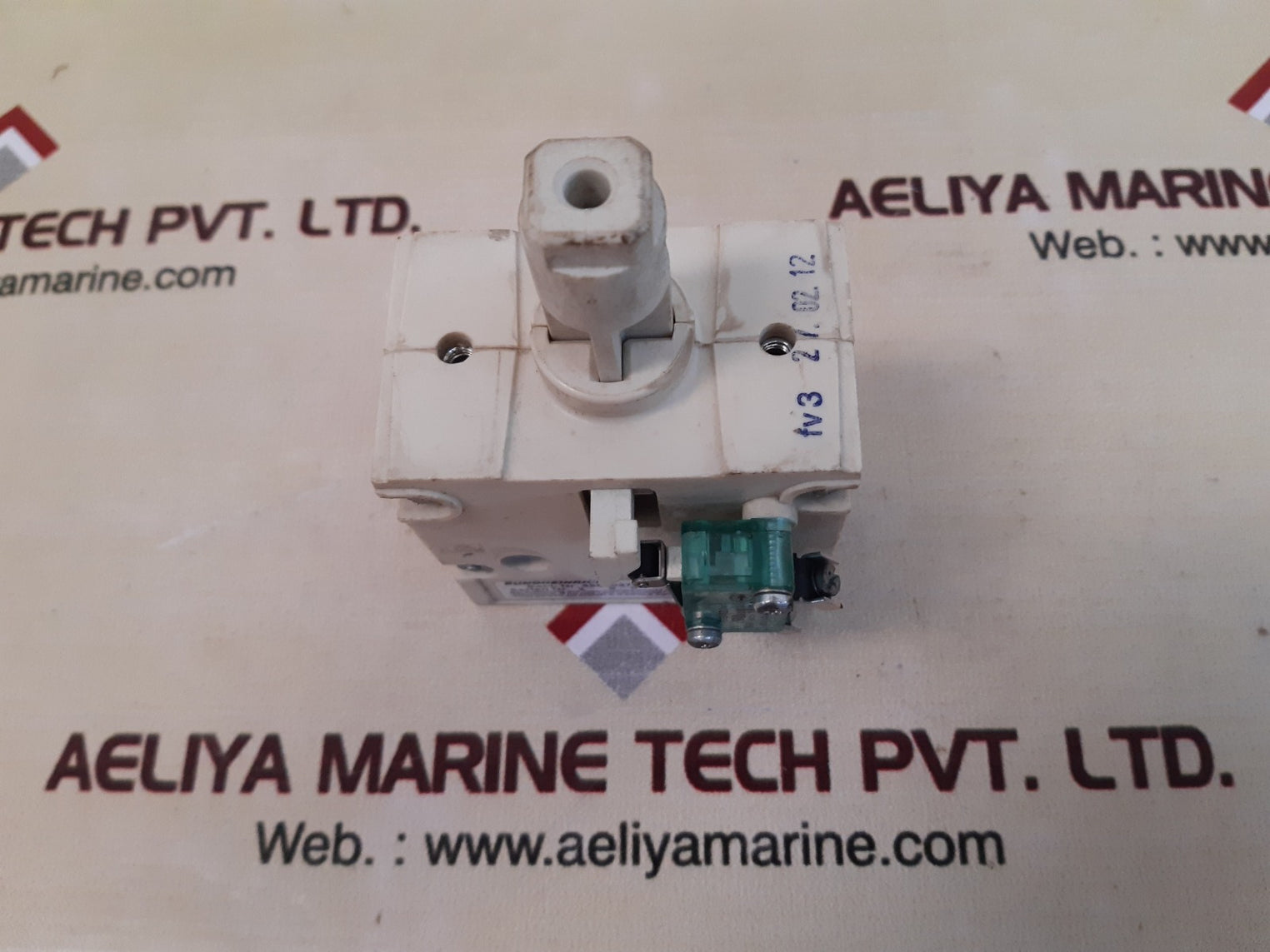 Jungheinrich 4963037 switch