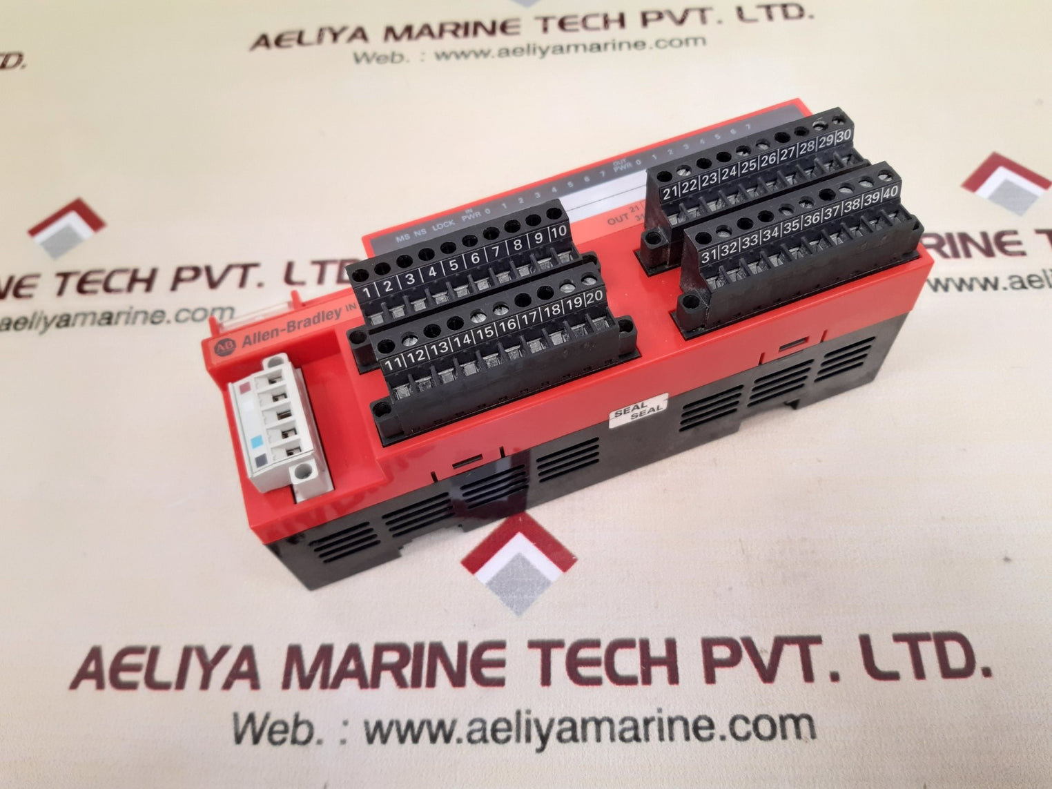 Allen-bradley 1791ds-ib8xob8 ser.a compact block ver.02