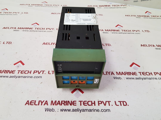 Honeywell dc3005-0-000-1-fm-0111 high limit temperature controller
