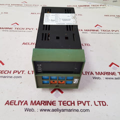 Honeywell dc3005-0-000-1-fm-0111 high limit temperature controller
