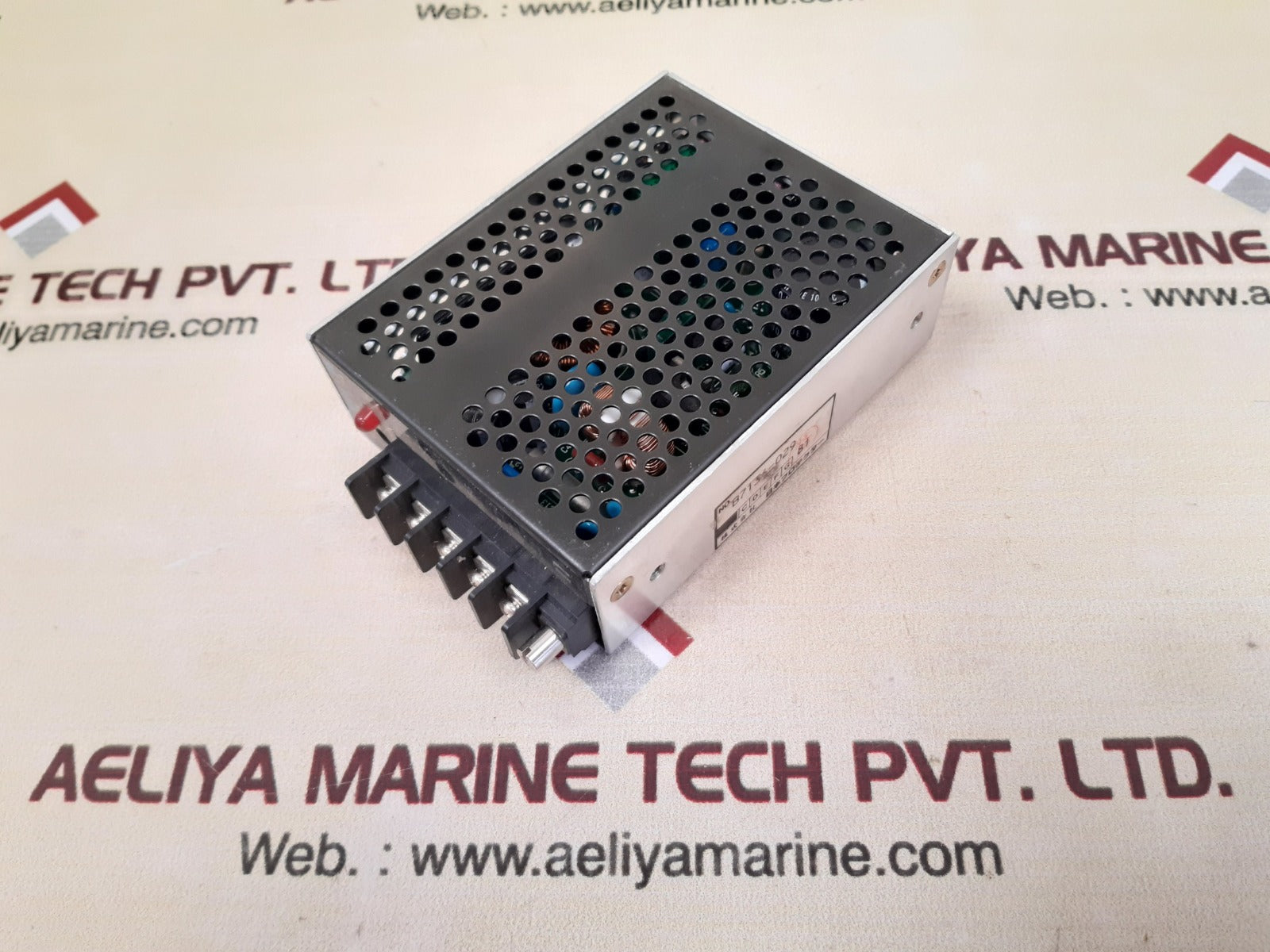 Nihon v1-025-5 dc switching power supply