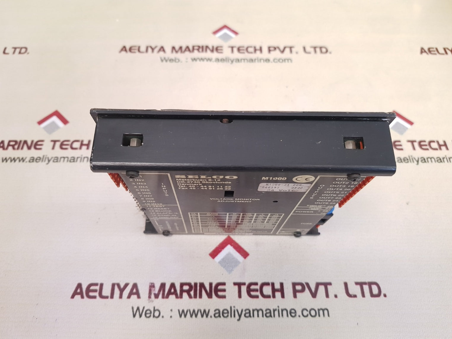 Selco M1000-24-00B Alarm Annunciator 314527