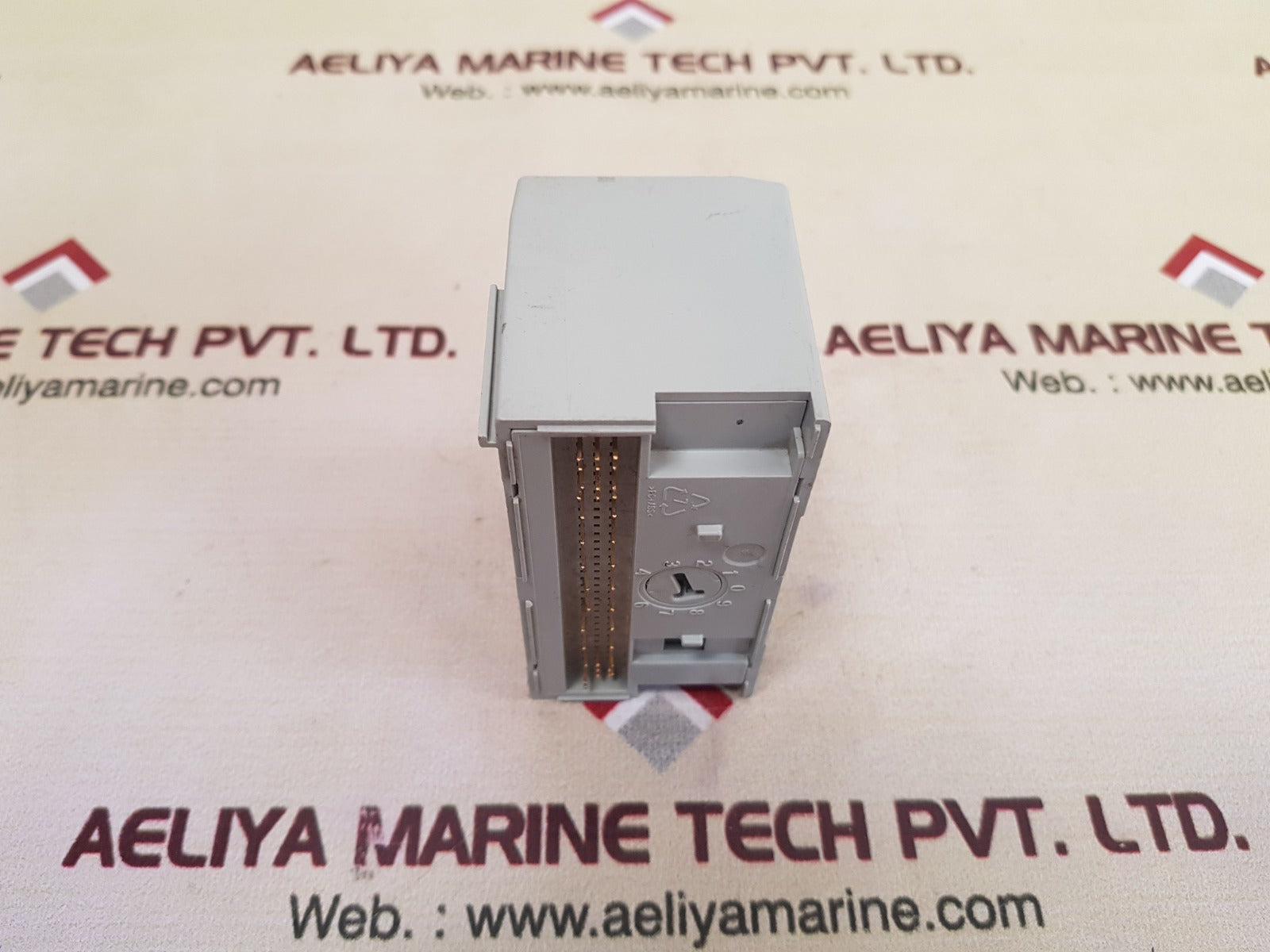 Allen-bradley 1794-ie8 ser b i/o analog input module