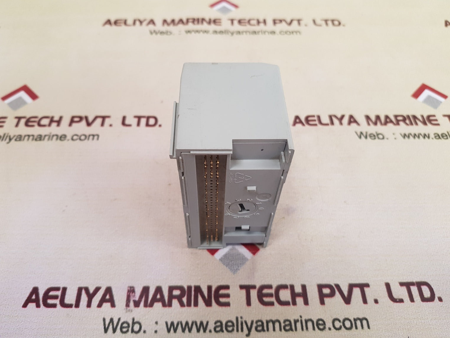 Allen-bradley 1794-ie8 ser b i/o analog input module