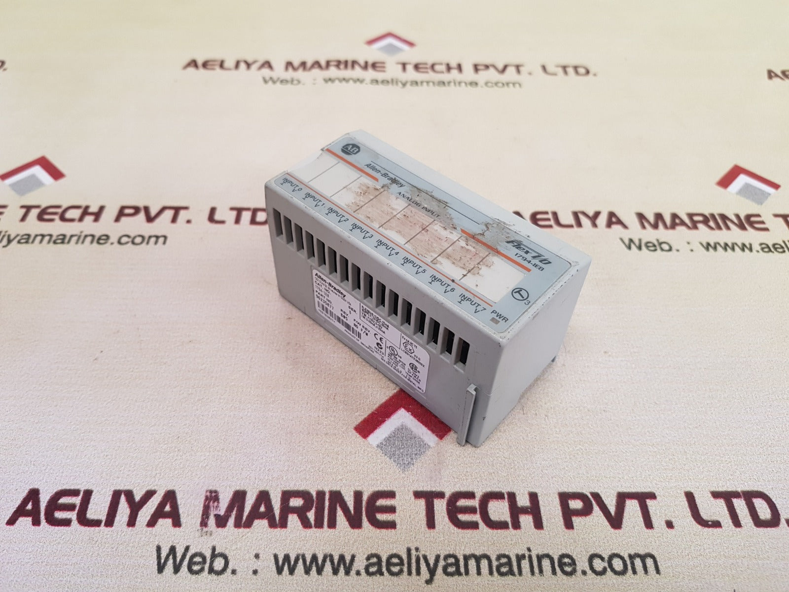 Allen-bradley 1794-ie8 ser b i/o analog input module
